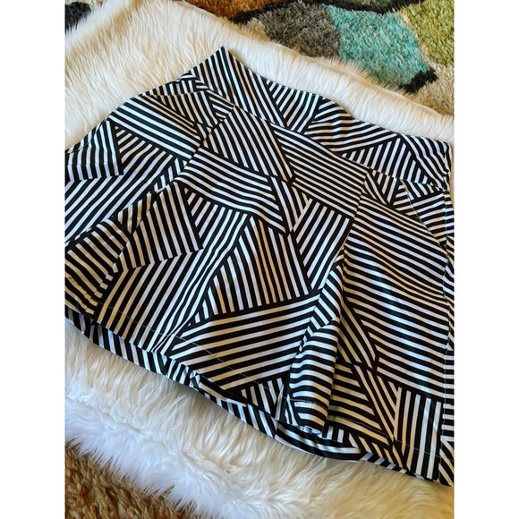 GG Blue Skort - Picture 3 of 10